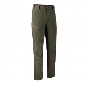 DEERHUNTER Strike Extreme Trousers - strečové nohavice (5 - <P>Extrémne dobrodružstvá si vyžadujú dobre navrhnuté a technicky premyslené oblečenie. Nohavice Strike Extreme, ktoré navrhol tím odborníkov, ponúkajú optimálny výkon pre deň s matkou prírodou. </P>
<P>Tieto nohavice, plné užitočných funkcií, majú veľa vreciek spolu so skrytými zipsami, ktoré zvyšujú bezpečnosť, aby boli vaše cennosti v bezpečí. Strike Extreme nohavice majú štvorcestné roztiahnuteľné oblasti, pružný pás, predtvarované kolená, nastaviteľný členok s remienkom a zapínanie na suchý zips. </P>
<UL>
<LI>V páse elastické </LI>
<LI>Dve predné vrecká </LI>
<LI>Dve vrecká na stehná s riasením a skrytým zipsom </LI>
<LI>Vrecko na nôž vo vnútri ľavého stehenného vrecka </LI>
<LI>Zadné vrecko so skrytým zipsom </LI>
<LI>Predtvarované kolená </LI>
<LI>Štvorcestné roztiahnuteľné látkové diely pre zvýšenú mobilitu a skvelé prispôsobenie </LI>
<LI>Nastaviteľné po členky remienkom a suchým zipsom</LI></UL>
