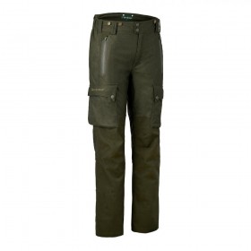DEERHUNTER Ram Reinforced Trousers - poľovnícke zosilnené nohavice (5 - <P>Zimné nohavice Deerhunter Ram sú všestranný a funkčný pár poľovníckych nohavíc. </P>
<P>Bez ohľadu na to, kde lovíte, tieto vonkajšie nohavice vás udržia v pohodlí a teple, keď ste vonku v drsných zimných podmienkach. Nohavice majú nastaviteľný pás s gumičkou, remienok a suchý zips, predtvarované kolená a zips v dolnej časti nohavíc. </P>
<UL>
<LI>Nastaviteľný pás s gumičkou, remienkom a suchým zipsom </LI>
<LI>Odnímateľné traky </LI>
<LI>2 predné vrecká na zips </LI>
<LI>2 vrecká na nohaviciach s chlopňou </LI>
<LI>Zips v zadnej časti nohavíc pre ventiláciu </LI>
<LI>Predtvarované kolená </LI>
<LI>Zips v dolnej časti nohavíc so zapínacím gombíkom</LI>
<LI>Zloženie 100% Polyester</LI>
<LI>Farba 392 - Elmwood</LI></UL>