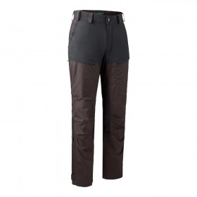 DEERHUNTER Strike Trousers - strečové nohavice (5 - <P>Strečové nohavice Deerhunter Strike, ktoré sú vodoodpudivé. </P>
<P>Strike nohavice od firmy Deerhunter majú výstuhu Teflon® Shield, ktorá zaisťuje rýchlejšie schnutie oblečenia. Voľnočasové oblečenie Strike je k dispozícii v bunde, nohaviciach a šortkách, ktoré sú dodávané v 3 rôznych farebných kombináciách, takže si môžete vybrať sadu, ktorá najlepšie vyhovuje vašim individuálnym voľnočasovým aktivitám.</P>
<UL>
<LI>
<DIV id=tw-target class=oSioSc>
<DIV id=tw-target-text-container class="gsrt tw-ta-container tw-nfl">OEKO-TEX®</DIV></DIV>
<LI>
<DIV class=oSioSc>
<DIV class="gsrt tw-ta-container tw-nfl">Teflónová výstuž</DIV></DIV>
<LI>
<DIV class=oSioSc>
<DIV class="gsrt tw-ta-container tw-nfl">Povrchová úprava je odolná voči vode</DIV></DIV>
<LI>
<DIV class=oSioSc>
<DIV class="gsrt tw-ta-container tw-nfl">Štvorcestný strečový materiál</DIV></DIV>
<LI>
<DIV class=oSioSc>
<DIV class="gsrt tw-ta-container tw-nfl">Farba 477 - Dark Prune</DIV></DIV></LI></UL>