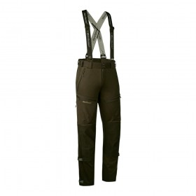 DEERHUNTER Excape Softshell Trousers - poľovnícke nohavice (L - <P>Softshellové nohavice Excape sa dodávajú s elastickým pásom a odnímateľnými trakmi, ktoré sú navrhnuté pre pohodlné a bezpečné nosenie. Tieto nohavice zaisťujú, že vášmu outdoorovému dobrodružstvu nič nebráni v ceste, prinášajú množstvo úložných riešení s dvoma prednými vreckami na zips a dvomi ergonomickými vreckami na stehnách; oboje s pridanou vodeodolnou technológiou, ktorá zabezpečí, že vaše cennosti zostanú pekne a suché. K úložným možnostiam je pridané skryté vnútorné vrecko na nôž plus zadné vrecko s vodeodolným zipsom; budete mať dostatok úložného priestoru na jeden deň v teréne. </P>
<UL>
<LI>Elastické v páse 
<LI>Odnímateľné traky 
<LI>Dve predné vrecká s vodeodolným zipsom 
<LI>Dve ergonomické stehenné vrecká s vodeodolným zipsom 
<LI>Skryté vrecko na nôž vo vrecku na ľavom stehne 
<LI>Zadné vrecko s vodeodolným zipsom 
<LI>Vodeodolný zips na zadnej časti nohavíc pre ventiláciu 
<LI>Predtvarované kolená s priestorom pre chrániče kolien 
<LI>Naťahovacia výstuž v sedacej časti, kolenách a spodnej časti nôh 
<LI>Nastaviteľné v spodnej časti nohavíc pomocou gumených pásikov a suchého zipsu 
<LI>S vodeodolnými a nepremokavými látkovými časťami pre zaistenie vysokej priedušnosti a pohodlia 
<LI>Mäkký a tichý materiál
<LI>Farba 376 - Art Green</LI></UL>