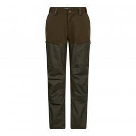 DEERHUNTER Strike Membrane Trousers - funkčné nohavice (4 - <P>Technické nohavice navrhnuté pre vážne dobrodružstvo, nohavice Deerhunter Strike Trousers s membránou Deer-Tex® ponúkajú optimálnu ochranu pred všetkými poveternostnými podmienkami a perfektne sa spájajú so zvyškom kolekcie Strike. Nepremokavé, vetruodolné a vysoko priedušné, s pridanou 4-smernou strečou pre zvýšenú pohyblivosť, sú ideálne pre aktívny lov. K dispozícii je dostatok úložného priestoru pre poľovnícke potreby vrátane bezpečného vrecka na nôž. Pre prispôsobenie strihu majú predtvarované kolená, elastický pás a nastaviteľné zapínanie na členky. S ventiláciou na zadnej strane stehna. </P>
<UL>
<LI>Elastický pás 
<LI>Naťahovateľná kontrastná látka pre zvýšenú pohyblivosť 
<LI>Rozťahovacia podšívka s membránou 
<LI>Dve predné vrecká 
<LI>Dve vrecká na stehennej časti so skrytými zipsami 
<LI>Vrecko na nožík vnútri ľavého stehenného vrecka 
<LI>Zadné vrecko so skrytým zipsom 
<LI>Zips vzadu na nohavici pre vetranie 
<LI>Predtvarované kolená 
<LI>Nastaviteľné v spodnej časti nohavíc pomocou popruhu a suchého zipsu
<LI>Farba 388 - Deep Green</LI></UL>