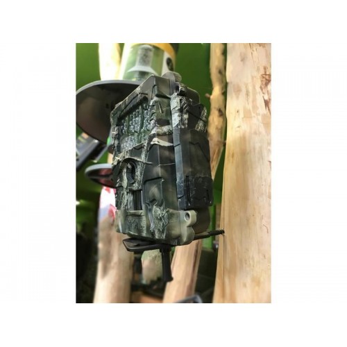 Obrázok číslo 2: Držiak fotopasce do stromu