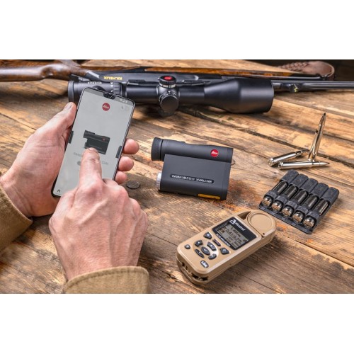 Obrázok číslo 9: Ďalekohľad s diaľkomerom Leica Geovid 3200.COM 8x42