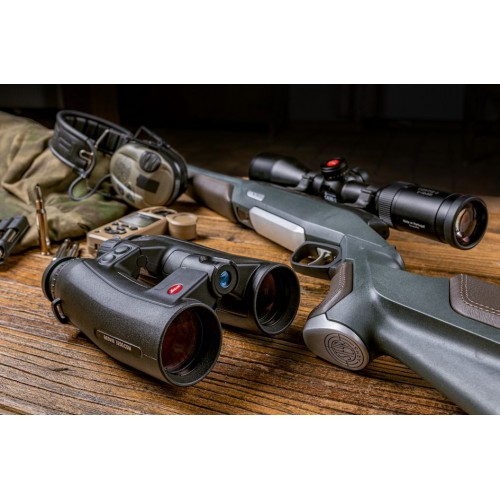 Obrázok číslo 14: Ďalekohľad s diaľkomerom Leica Geovid 3200.COM 8x56