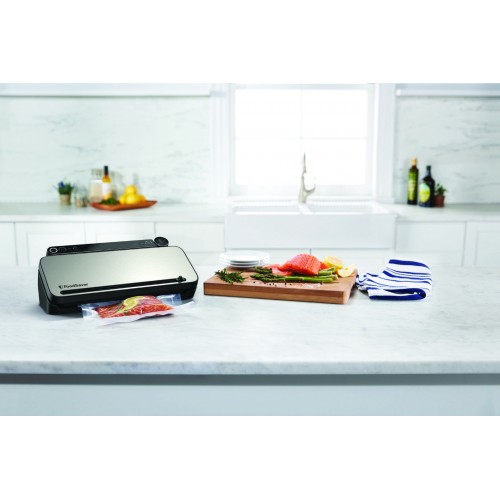 Obrázok číslo 4: Vákuová balička potravín FoodSaver FFS3190X