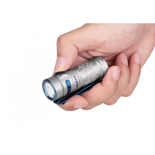 Obrázok číslo 7: LED baterka Olight Baton 3 Premium Winter 1200 lm - limitovaná edícia