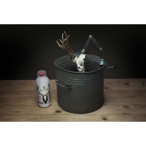 Obrázok číslo 2: Prípravok na čistenie trofejí EUROHUNT Trophy Cleaner 1000 g