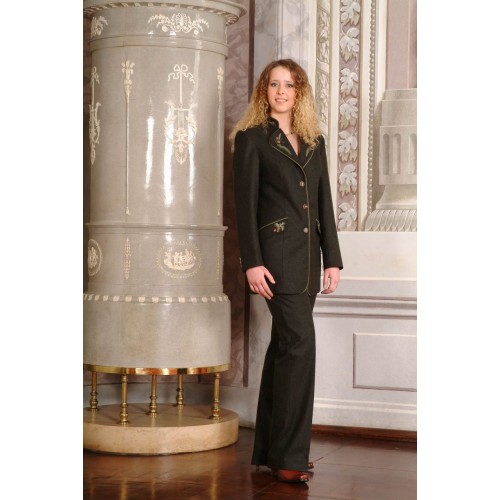 Rebeca Lodenový kostým